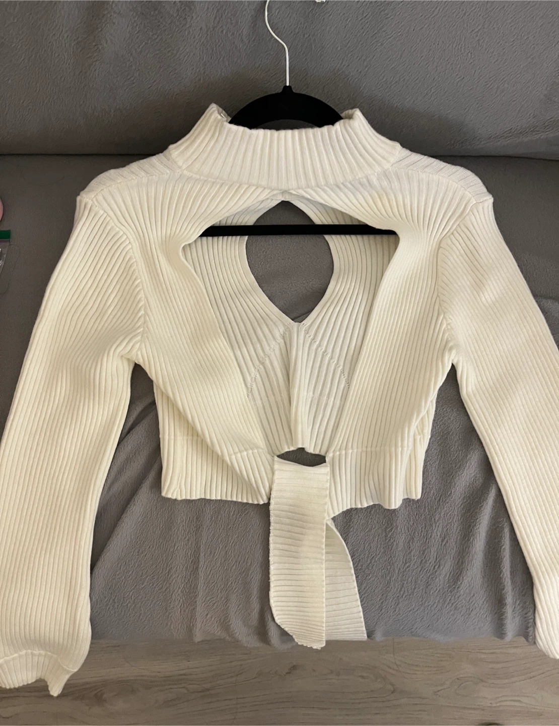 Ribbed Tie-Back Cropped Sweater - photo 4