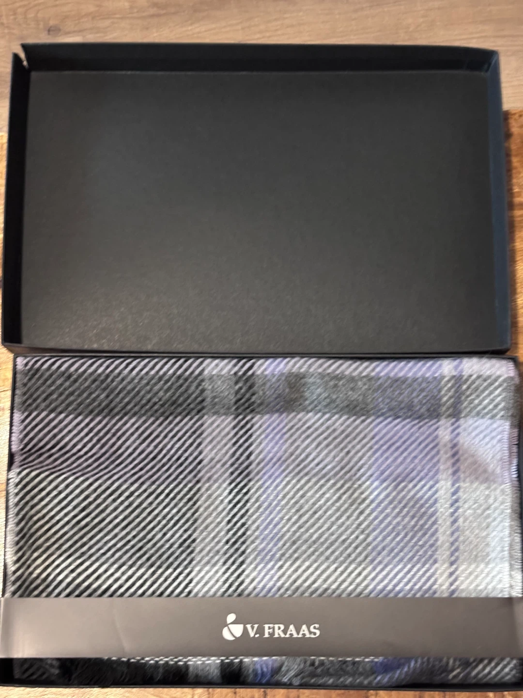 Men’s NEW, V. Fraas Plaid Wool Scarf - photo 2