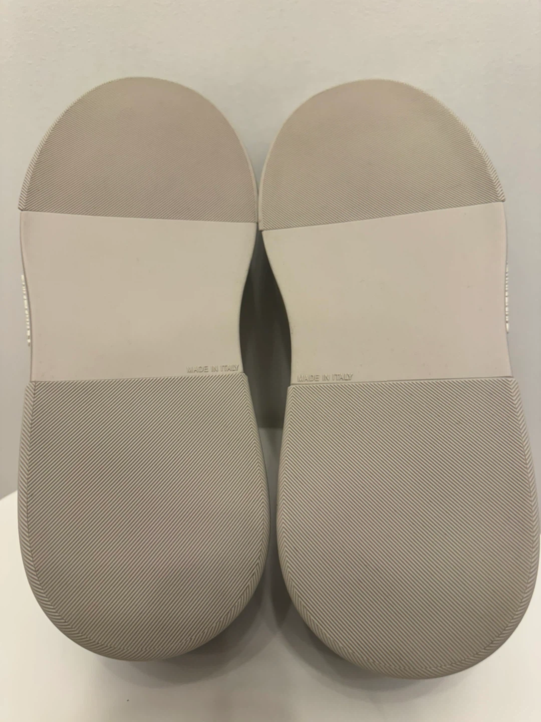 Ferragamo Cassina Sneakers - Size 6M/7US - photo 3