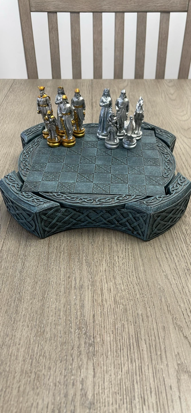Medieval Themed Chess Set - photo 2