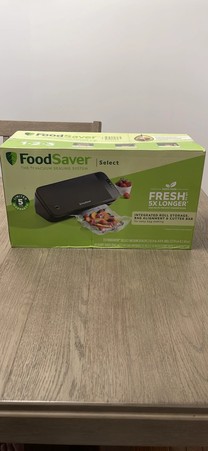 FoodSaver Select Vacuum Sealing System