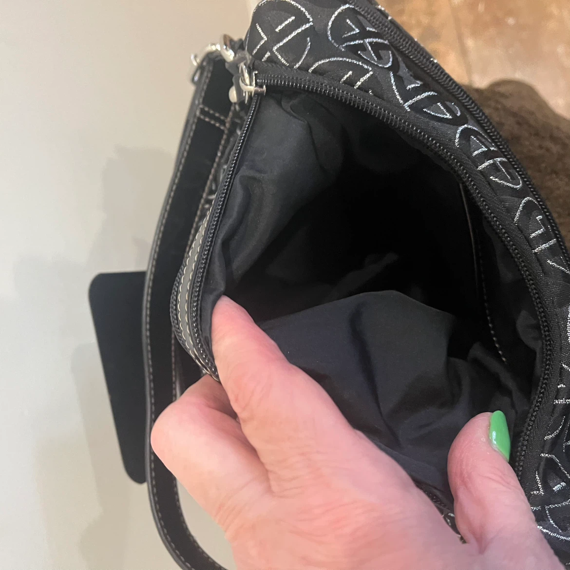 Giani Bernini Logo Print Shoulder Bag - photo 4