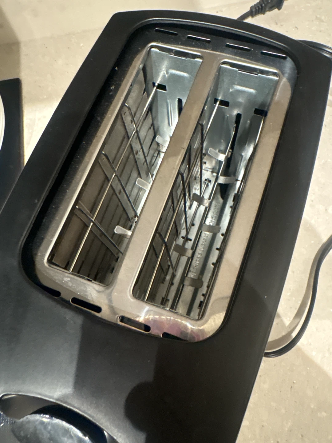 Starfrit 2-Slice Toaster - photo 4