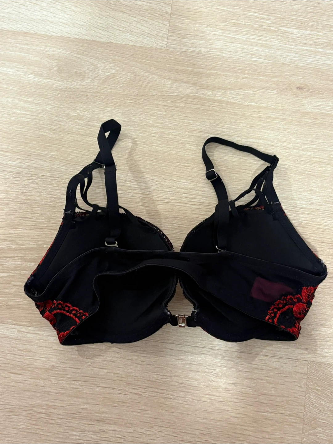 Victorias Secret Lace Bra - photo 3