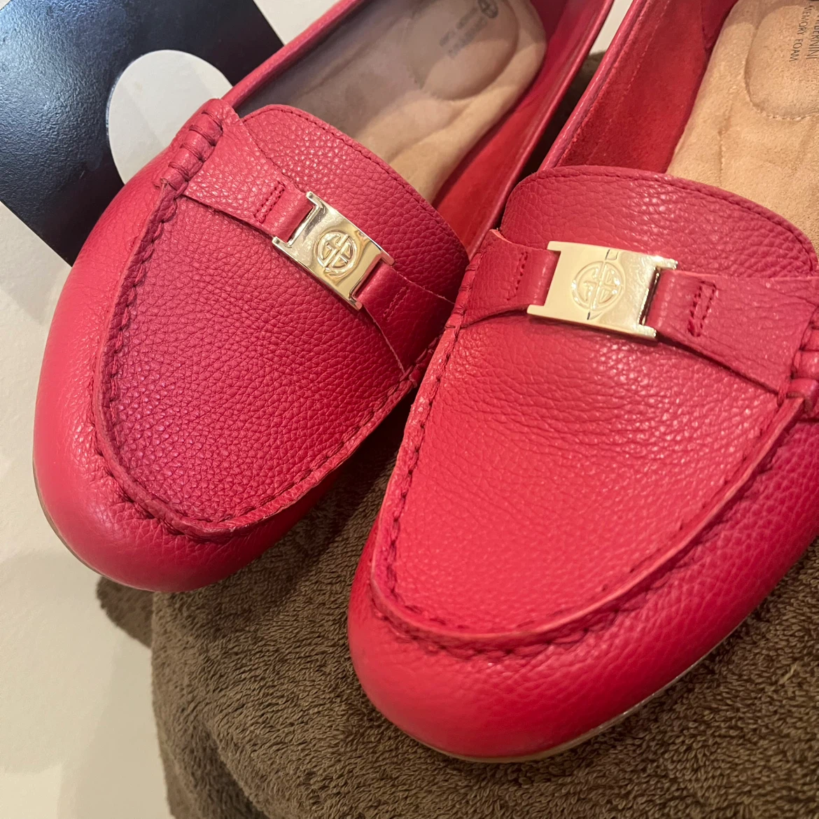 Giani Bernini Dailyn Loafers Red Size 10.5 M - photo 3