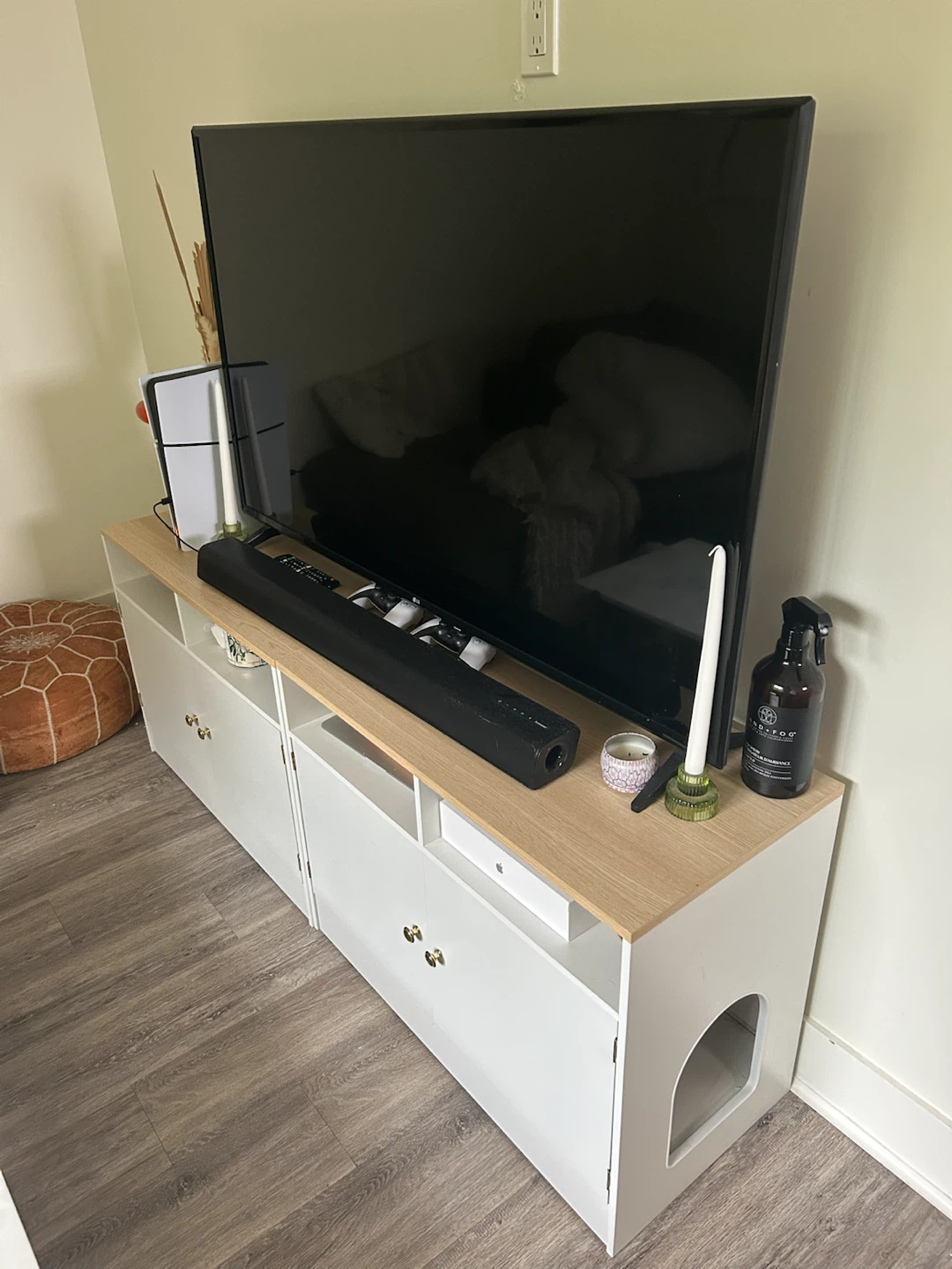 White Cat Litter Box Enclosure and TV Stand X 2 - photo 4
