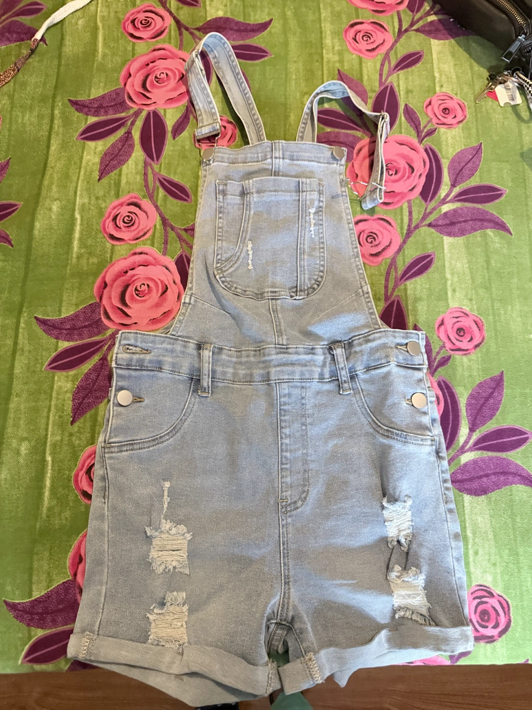 Light wash denim overall shorts