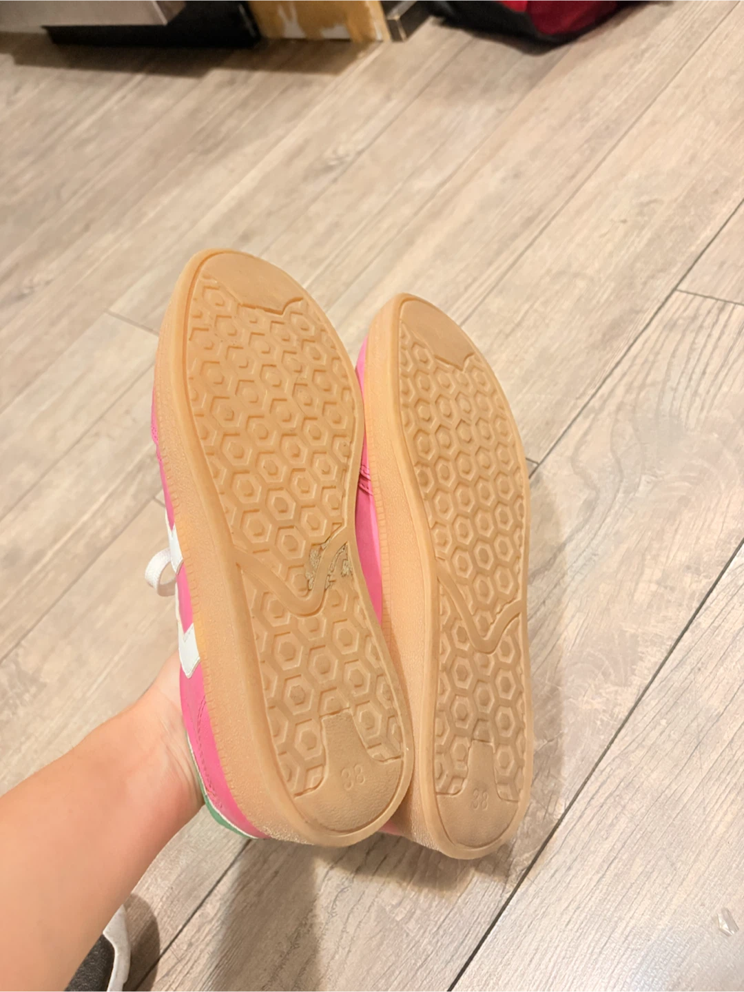 Marco Tozzi pink sneakers - photo 4