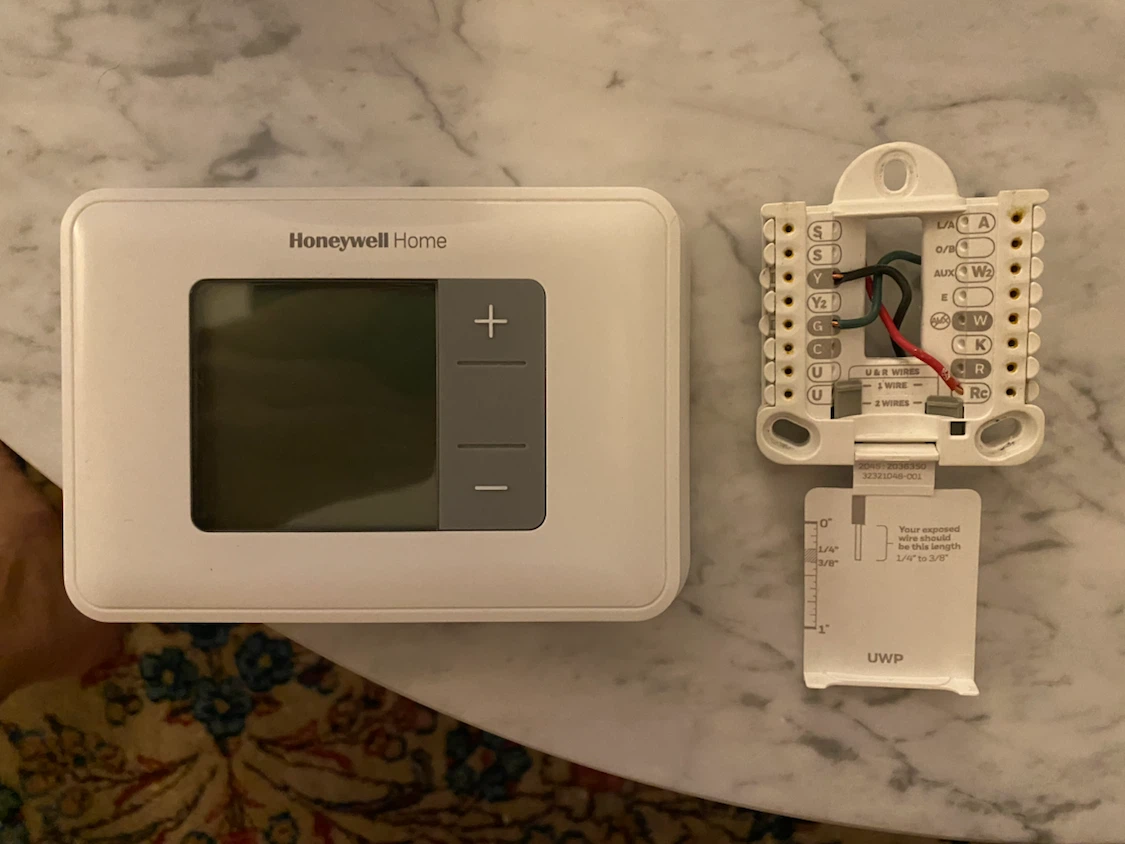 Honeywell Home Thermostat RTH5160D1016
