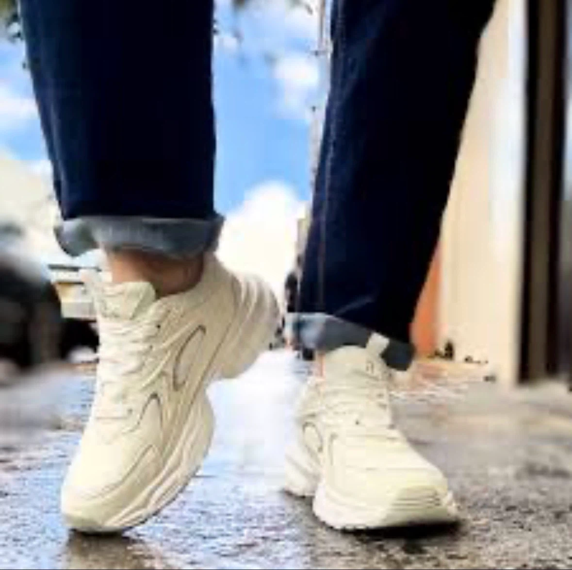 White Fashion Sneakers Size 40