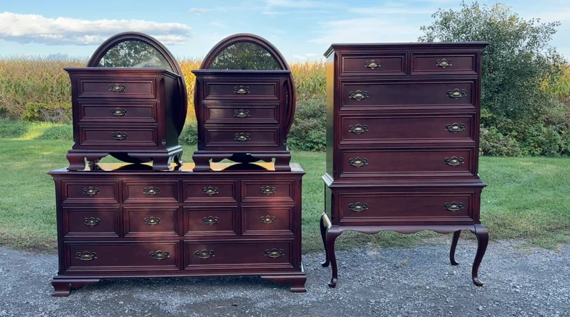 Vintage Gibbard Solid Mahagony Bedroom Set (CAN DELIVER)