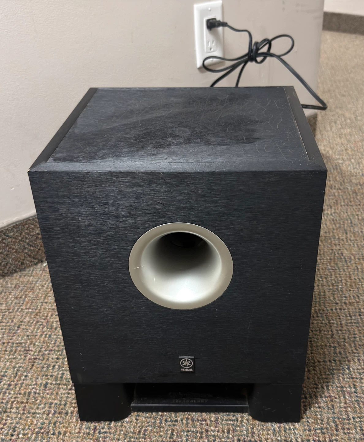 Yamaha YST-SW011 Powered Subwoofer – 45W