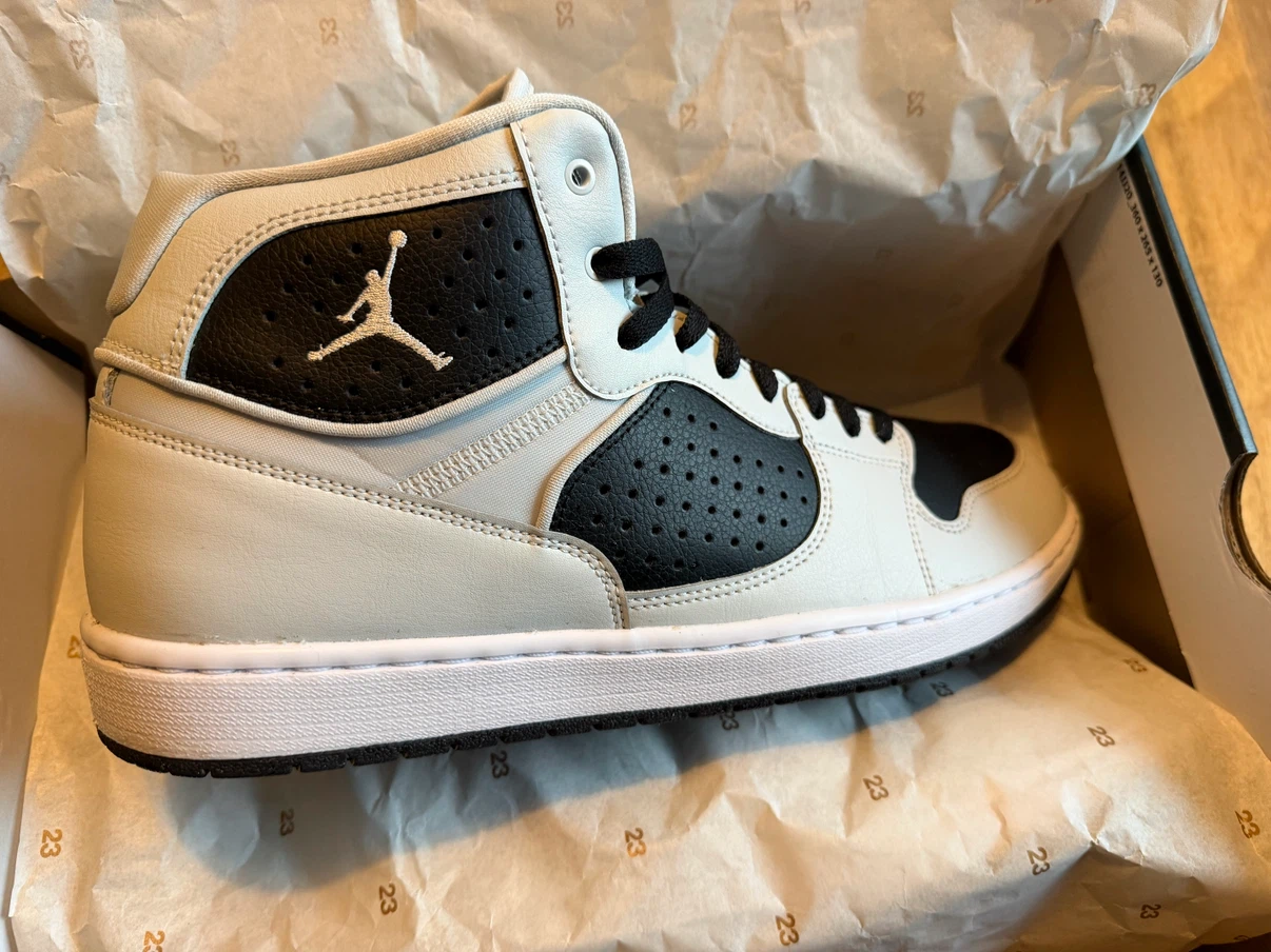 Jordan Access Photon Dust/Black/White Shoes Size 13 - photo 3