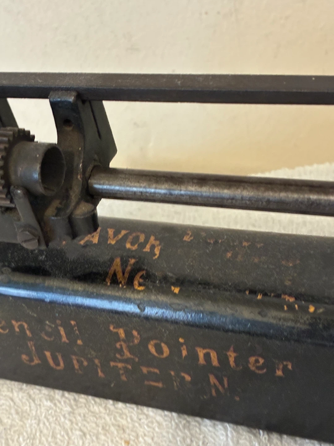 Vintage Guhl & Harbeck Jupiter N Pencil Sharpener - photo 3