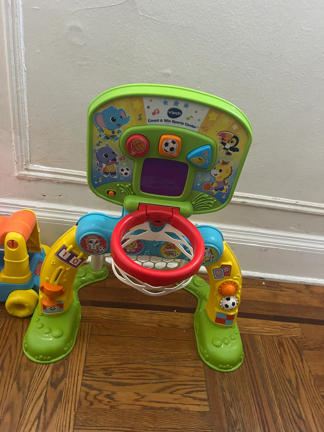 VTech Sit-to-Stand Train and Count & Win Sports Center - photo 2