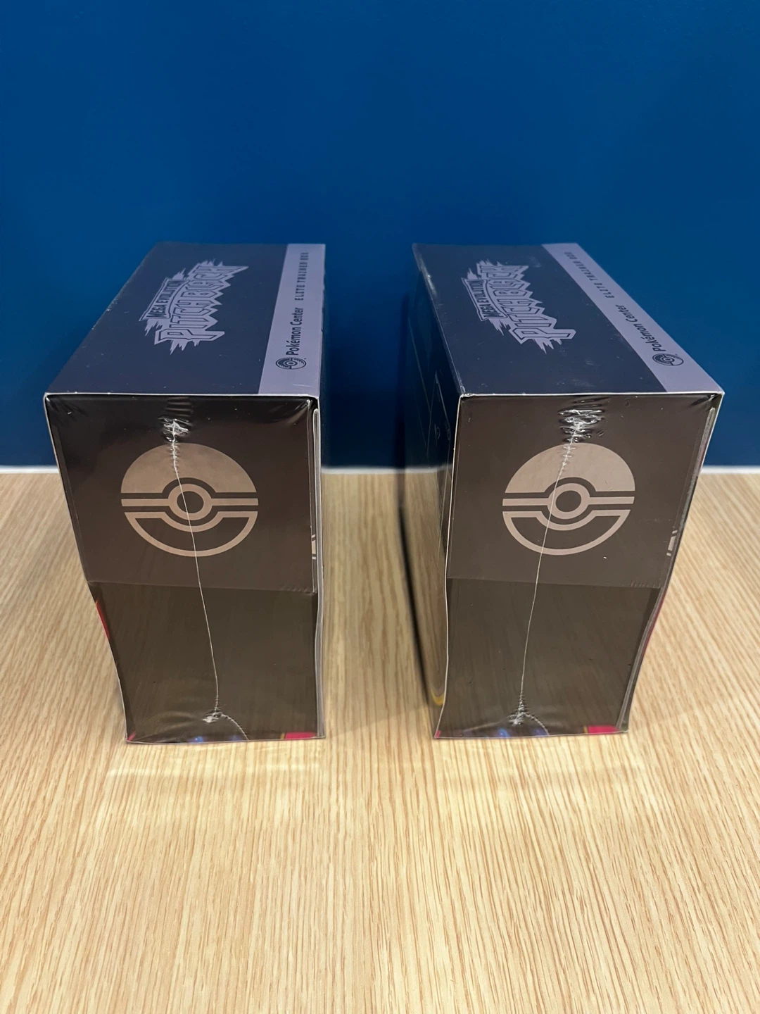 Pitch Black Pokemon Center ETB - photo 4