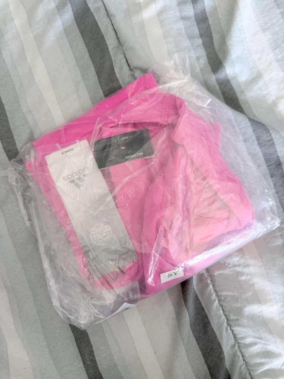 Adidas Parley Medium Support Run Pkt Bra, Bright Pink