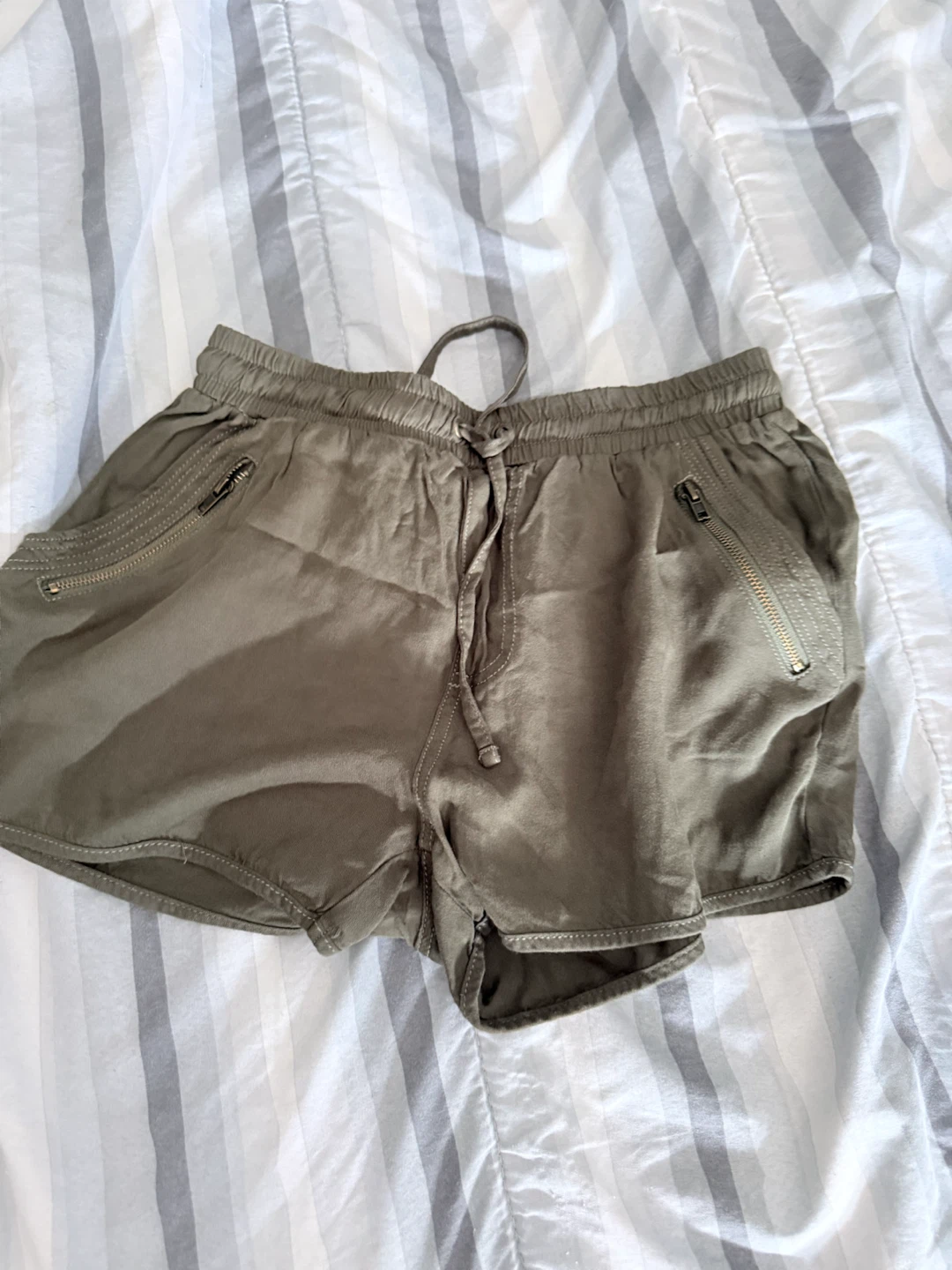 Two pairs of Aerie shorts size M - photo 4