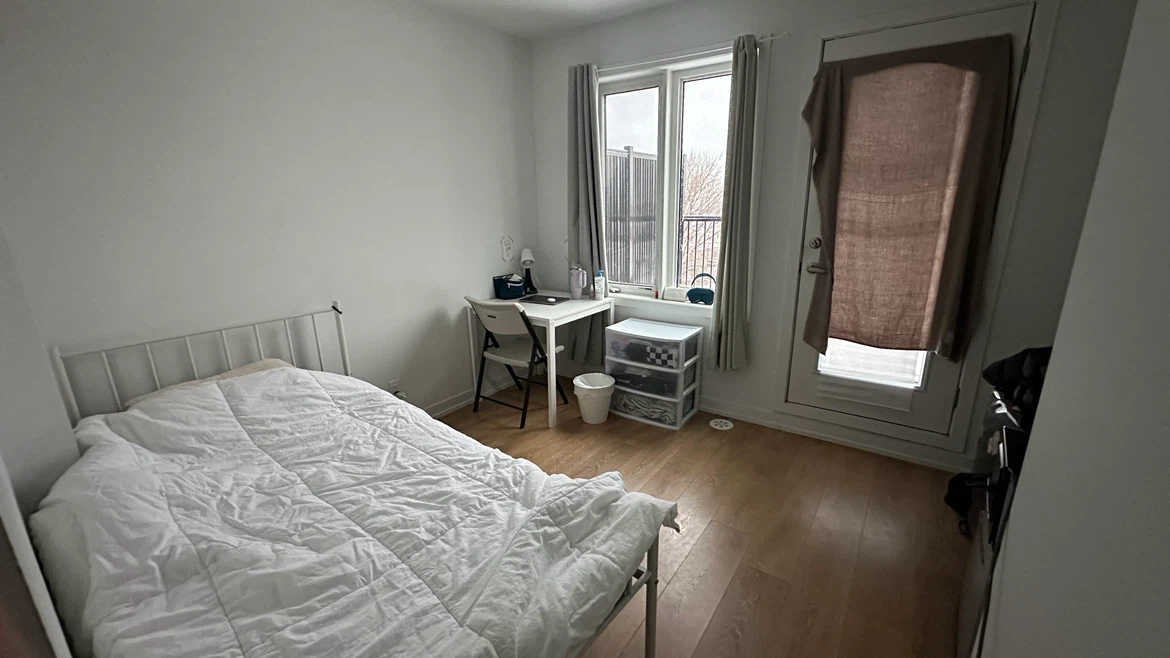 🏡 Townhouse Room for Rent / $1,100 /
