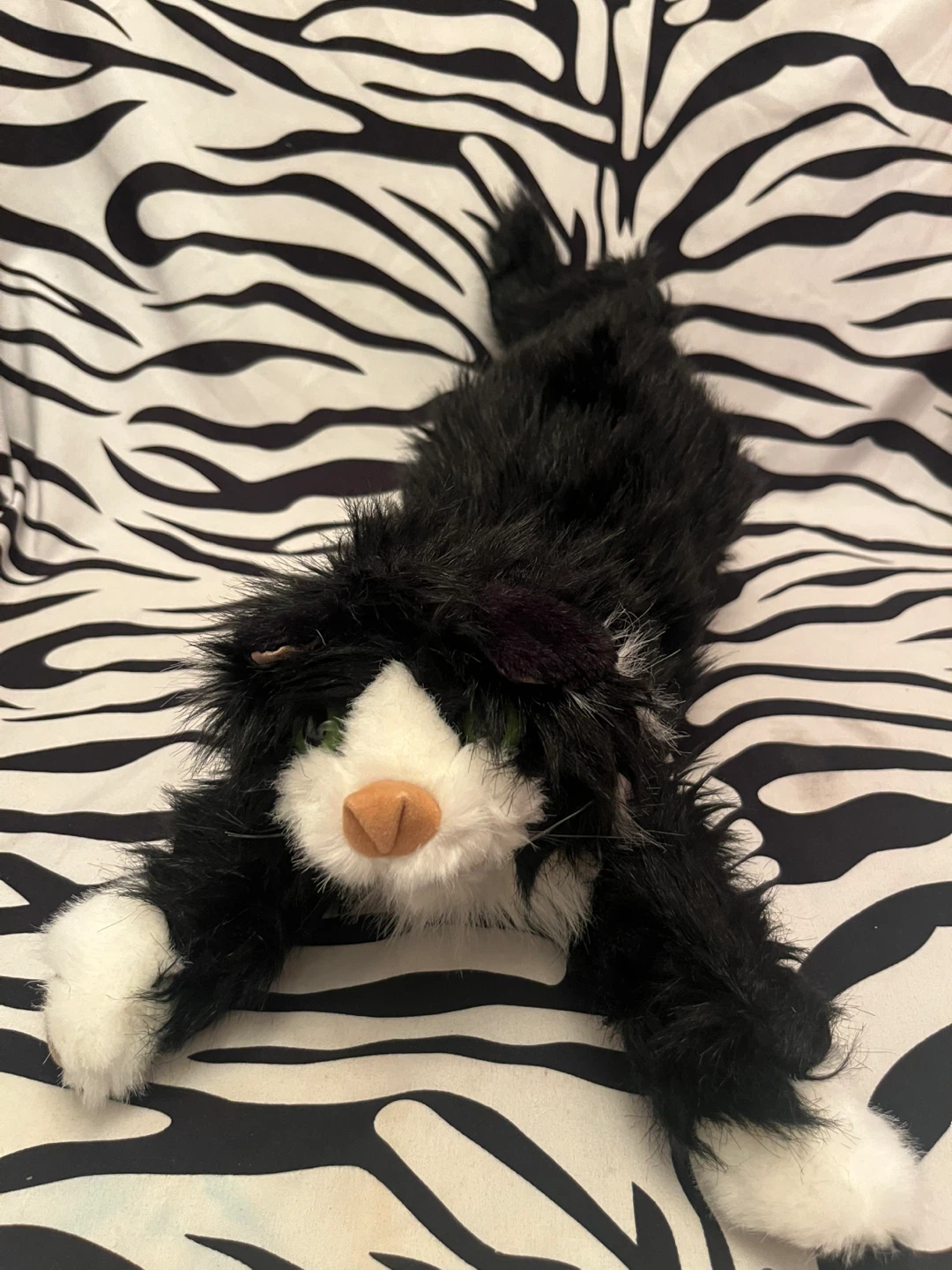 🐾  Folkmanis Tuxedo Cat Hand Puppet 🐾 - photo 2