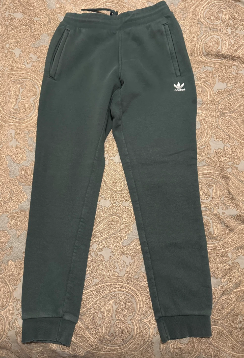 Men's Adidas Sweatpants Medium