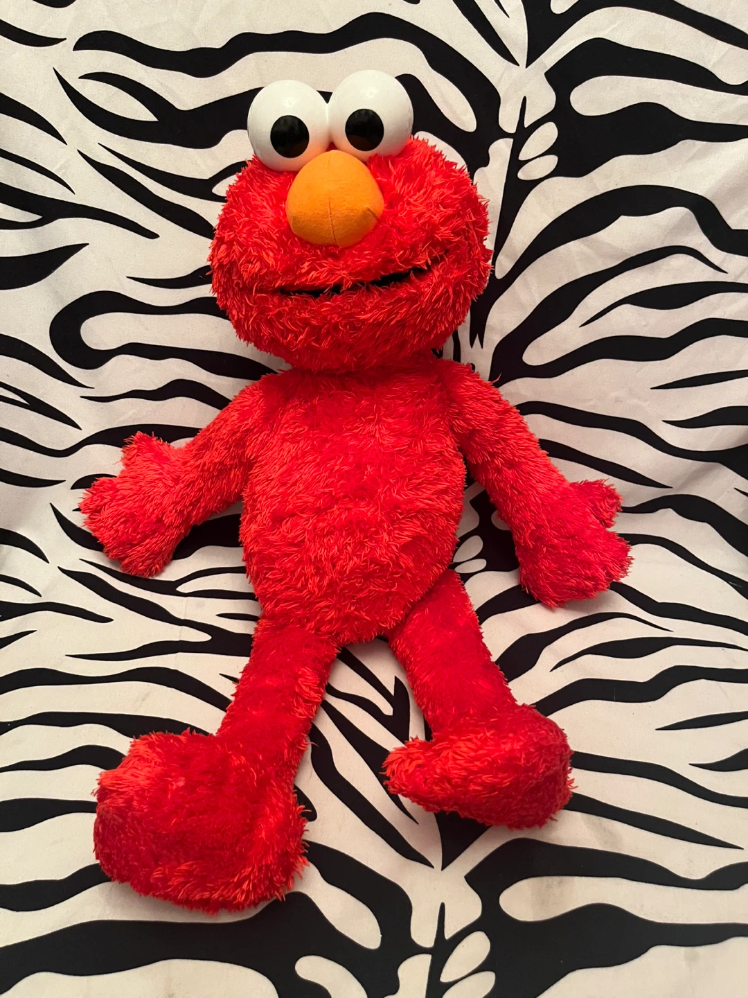 ♥️ Classic Sesame Street Elmo Plush Toy ♥️