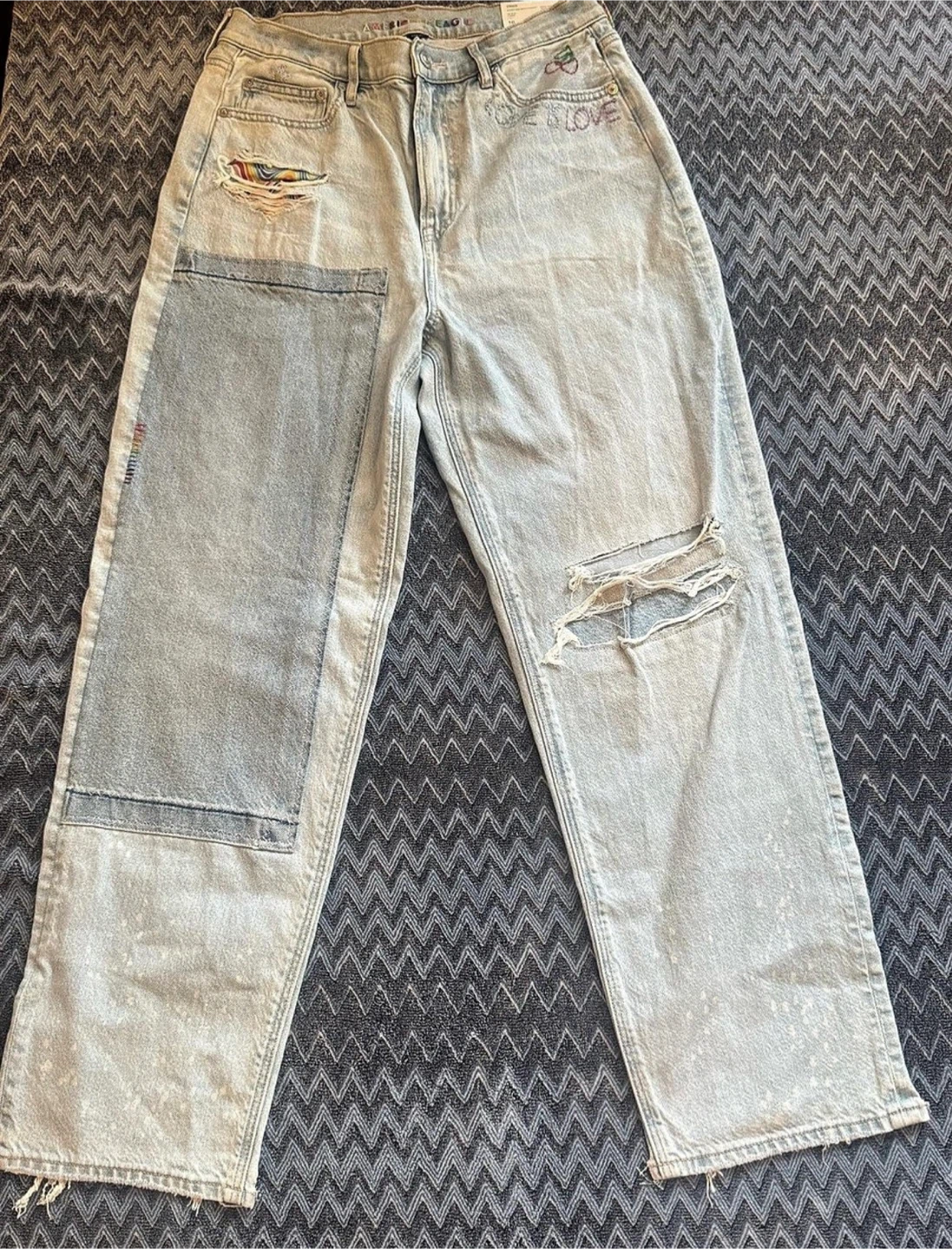 American Eagle Pride Baggy Straight Jeans Size 10