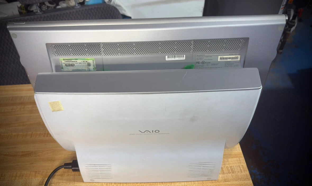 Vintage Sony VAIO All-in-One Desktop PC (Works) - photo 2