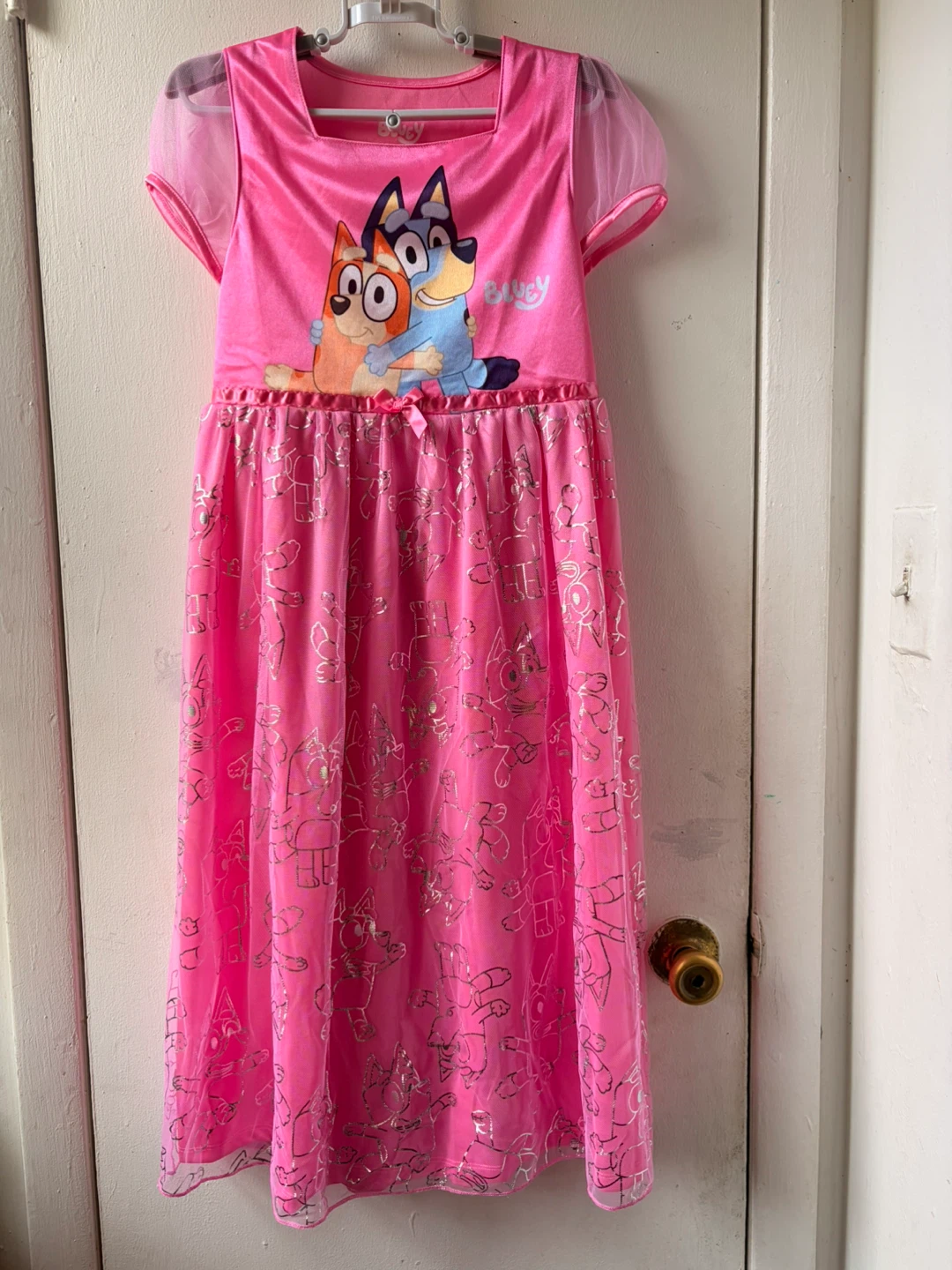 Bluey night gown size 10-12