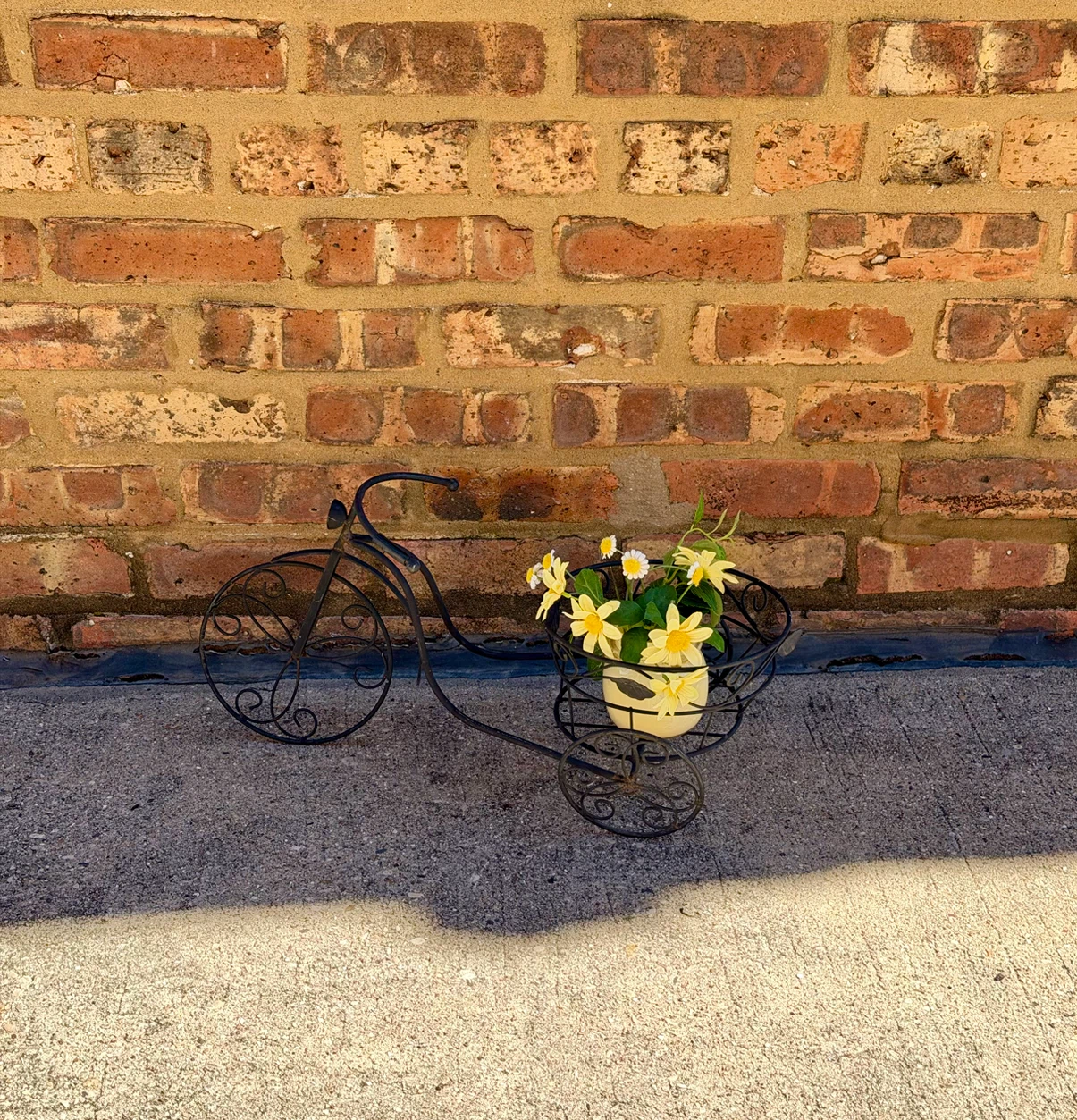 SUPER CUTE BIKE PLANT STAND