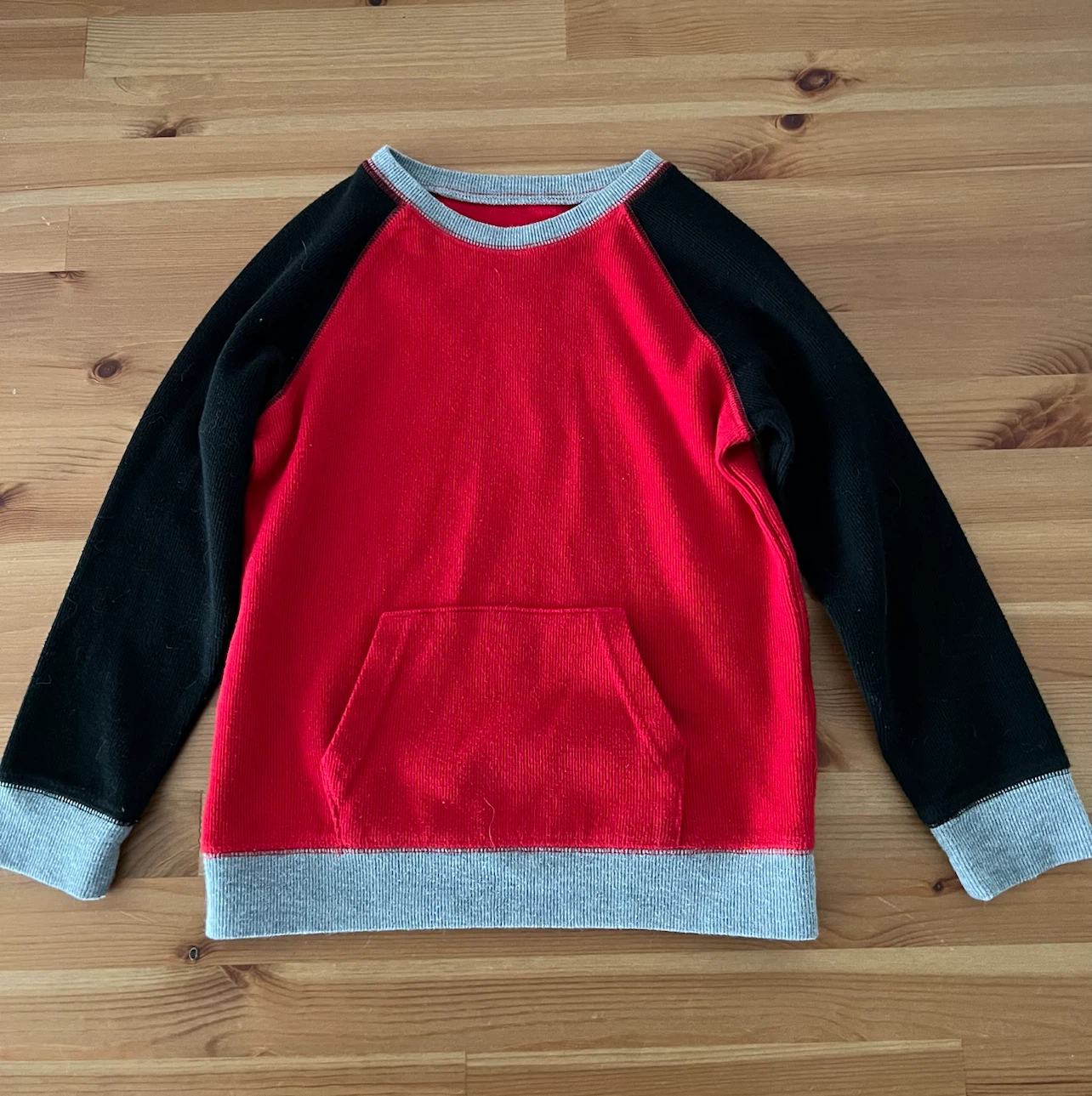 Garanimals and Carter's clothing bundle size 5T