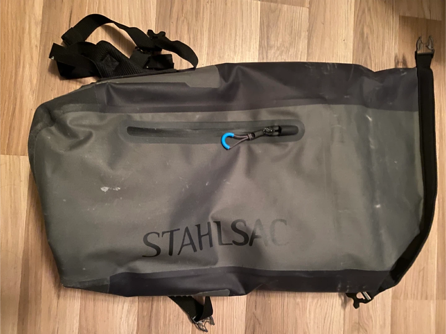 Stahlsac Waterproof backpack 26L - photo 2