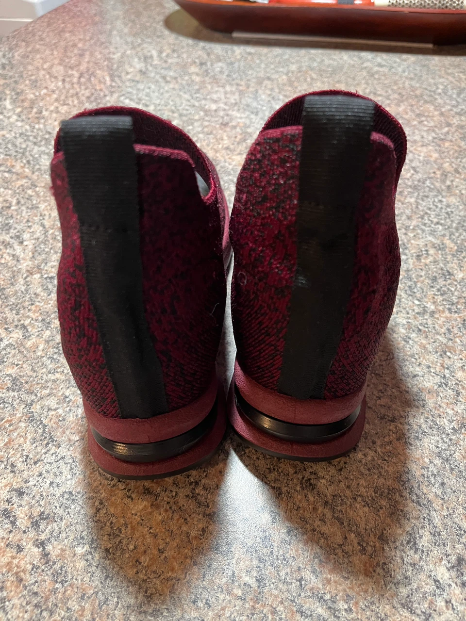 Burgundy and Black knit sneakers Size 7.5 - photo 2