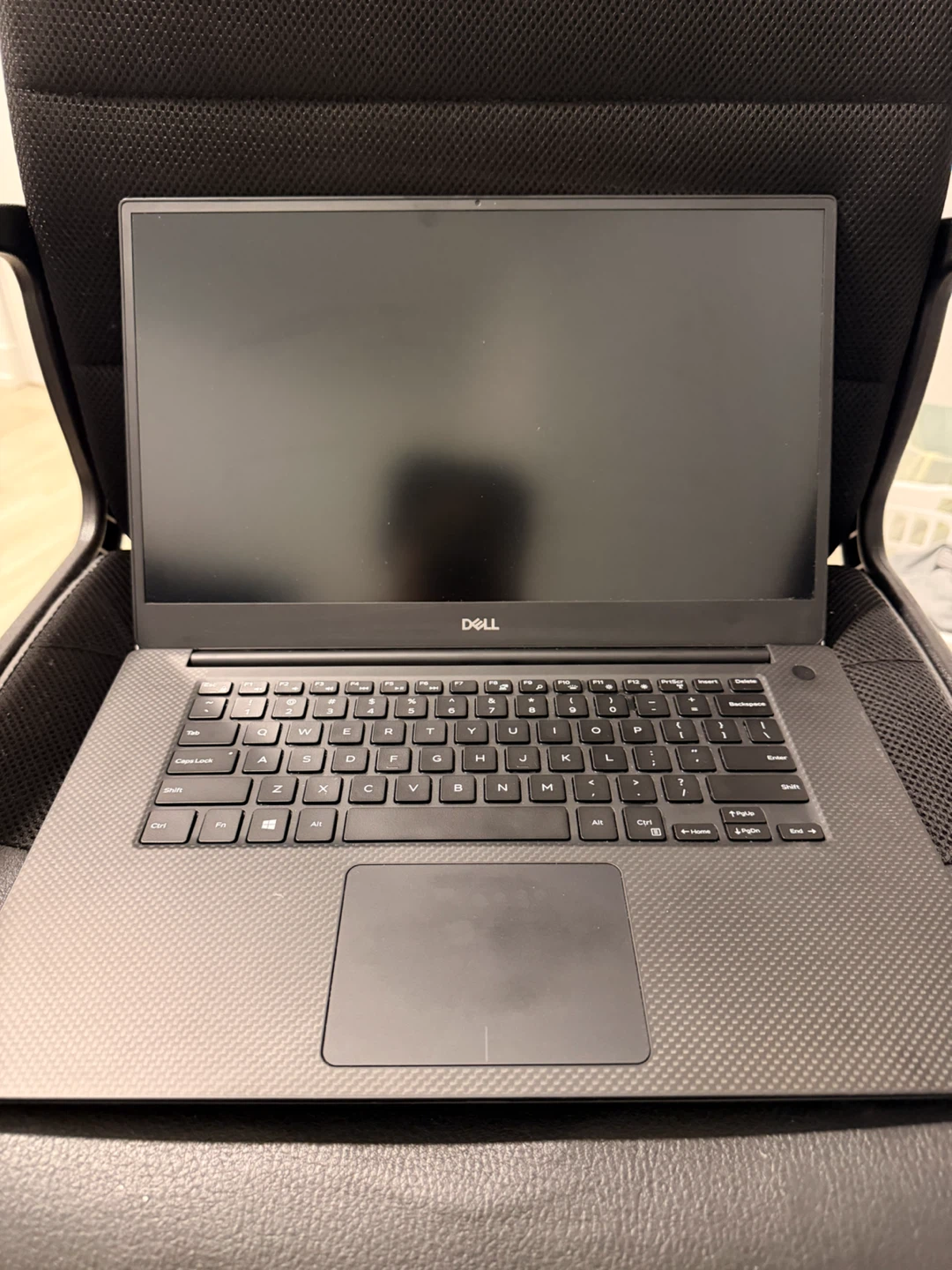 Dell XPS 15 Laptop - photo 2