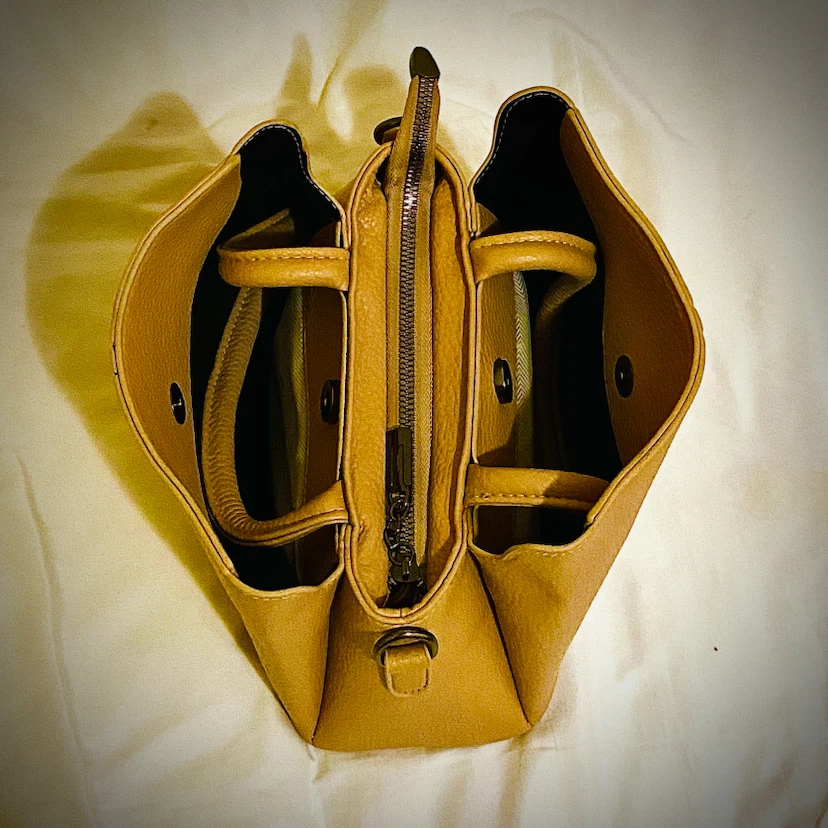 TAN STRUCTURED HANDBAG - photo 5