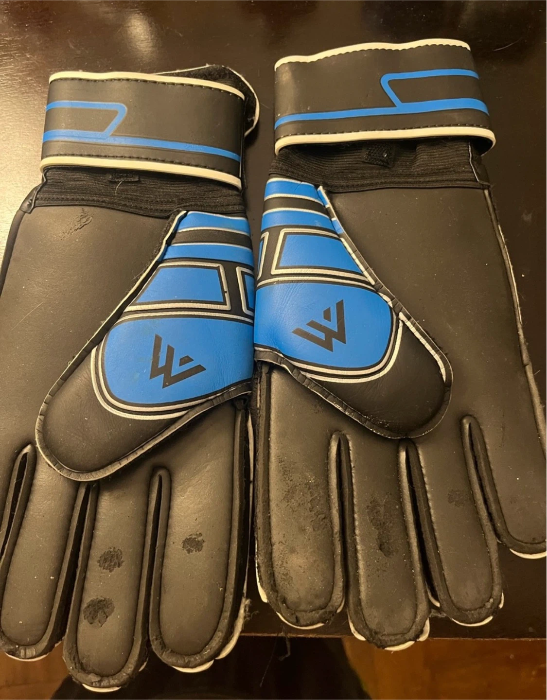 Malker Sports Goalkeeper Gloves size 10 - photo 2