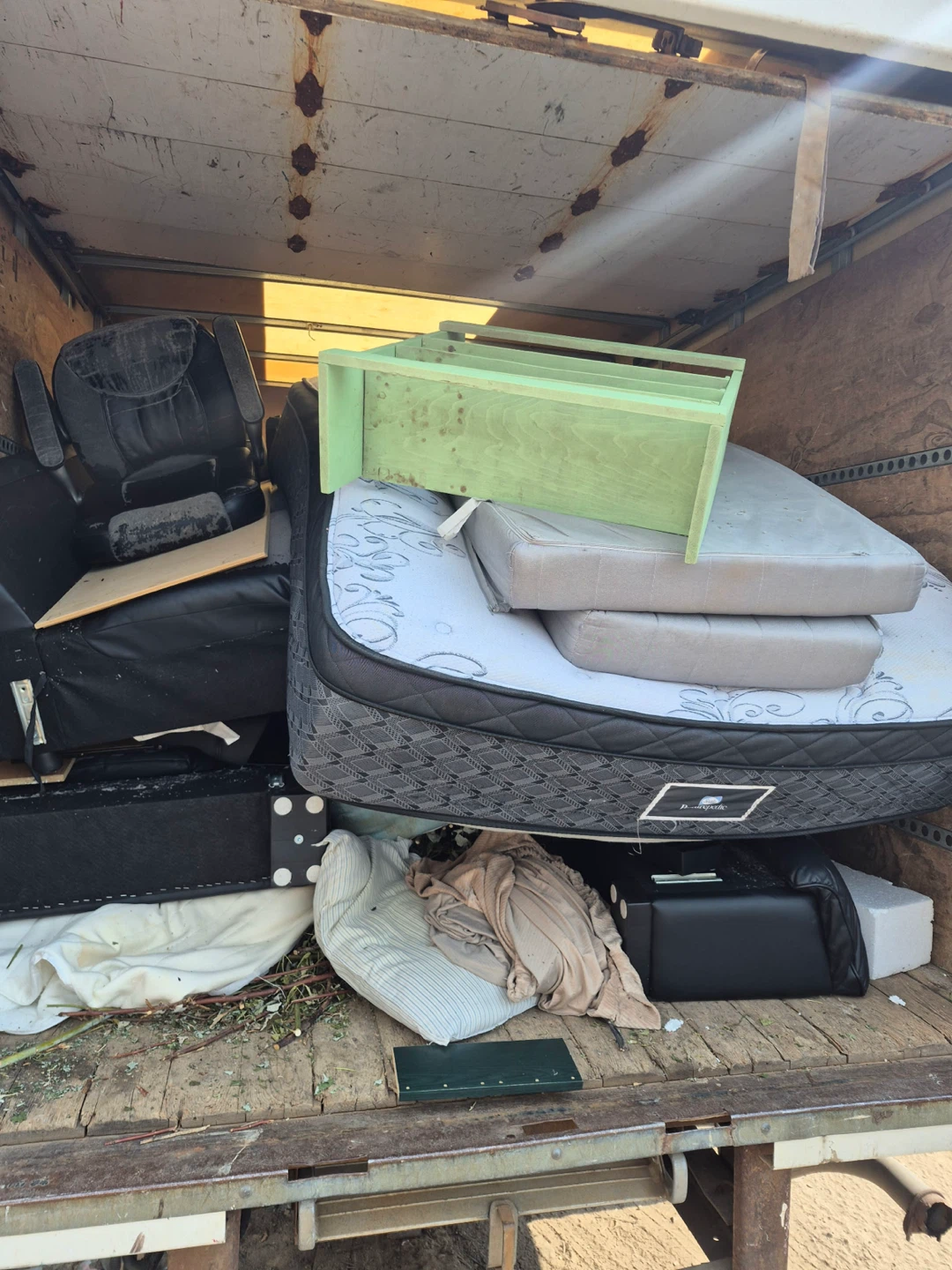 junk removal service on cheap rate - photo 2