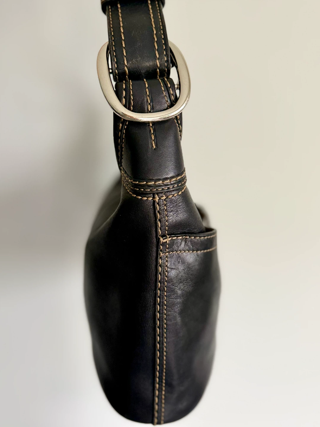 Authentic Coach Vintage Leather Hobo Bag - photo 5