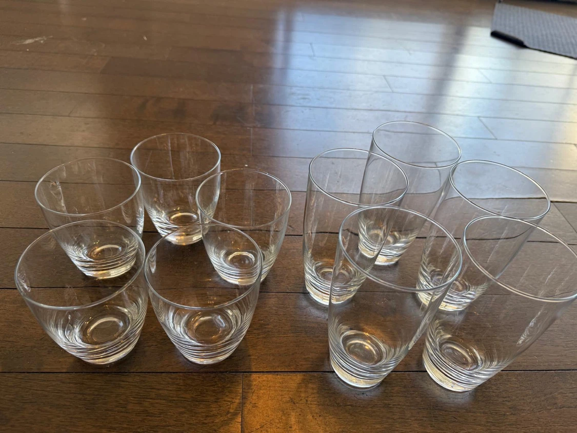 Set of 5 Tall snd 5 Medium Clear Glass Drinking Glasses