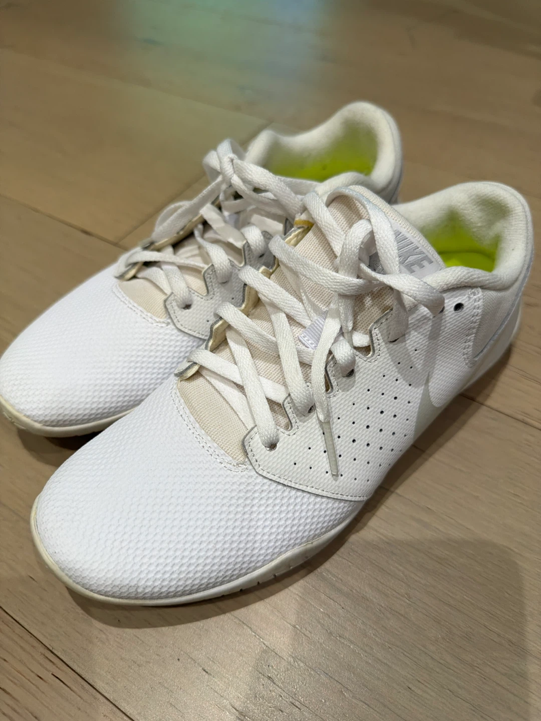 Nike Women's Cheer Sideline IV Training Shoes, Cushioned, Mesh