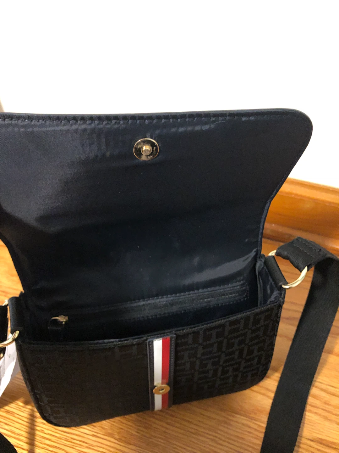 Tommy Hilfiger Monogram Crossbody Bag - photo 5