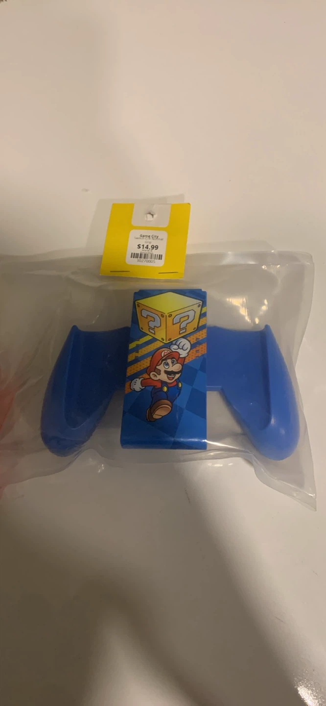 Nintendo Switch Joy-Cons and Mario Grip - photo 3