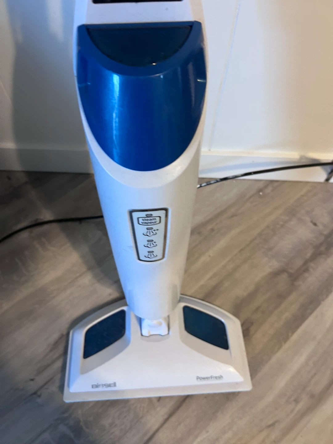 Bissell PowerFresh Steam Mop - photo 2