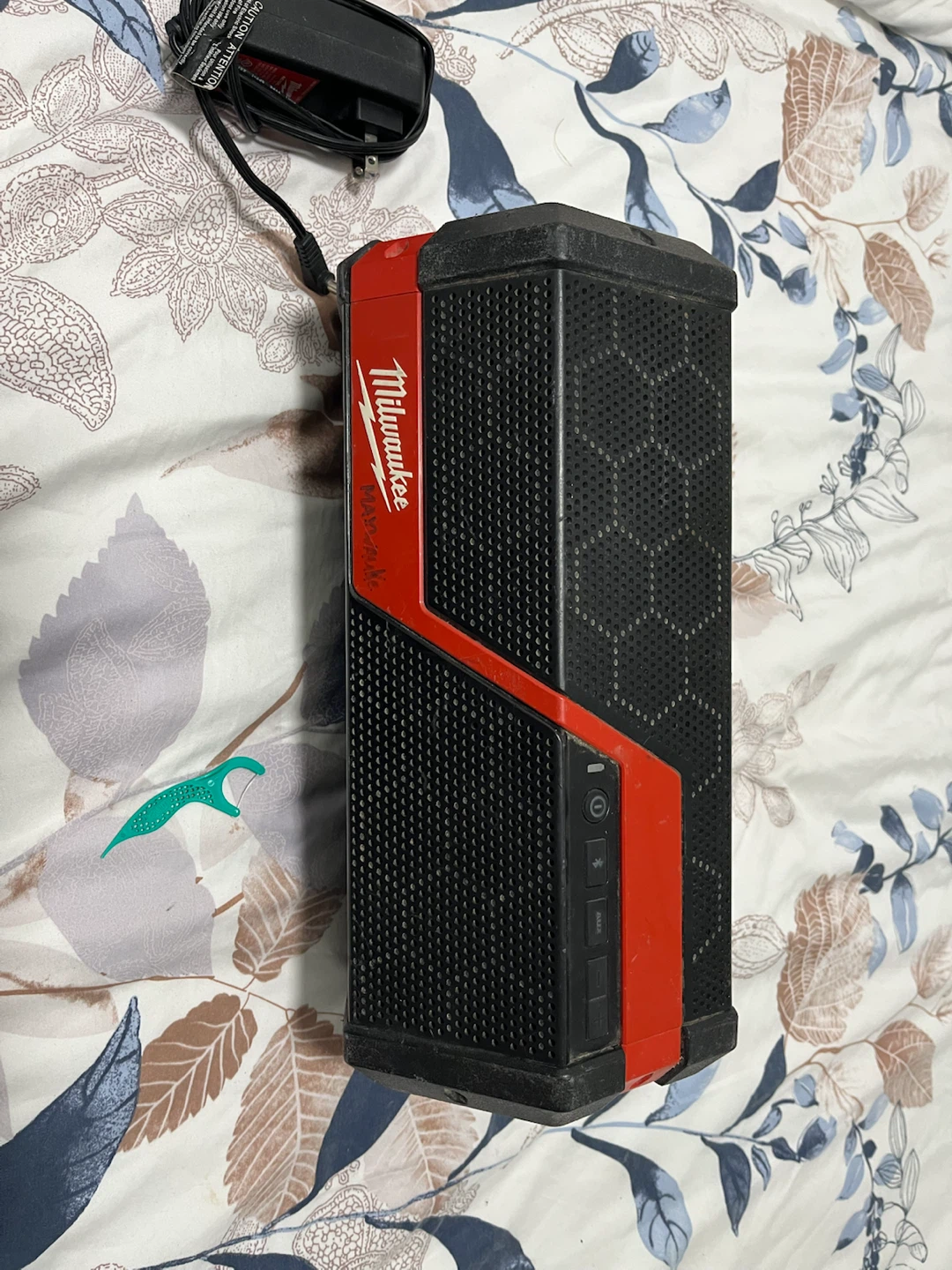 Milwaukee Wireless Jobsite Speaker