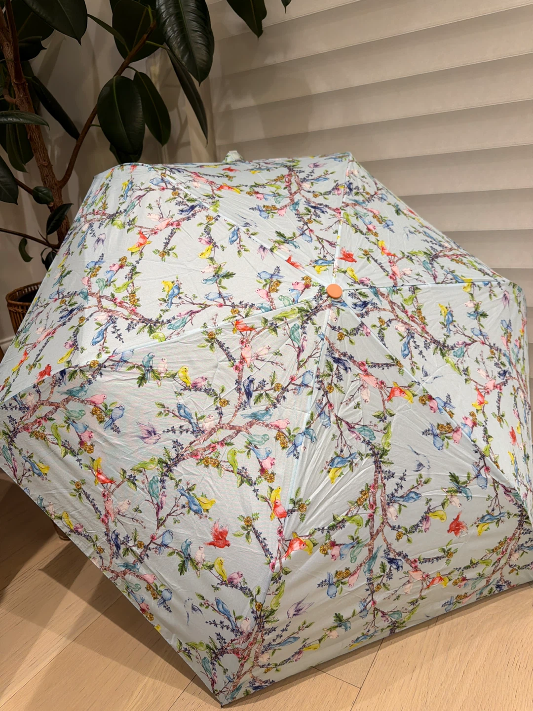 Beautiful Garden Bird Umbrella - photo 2