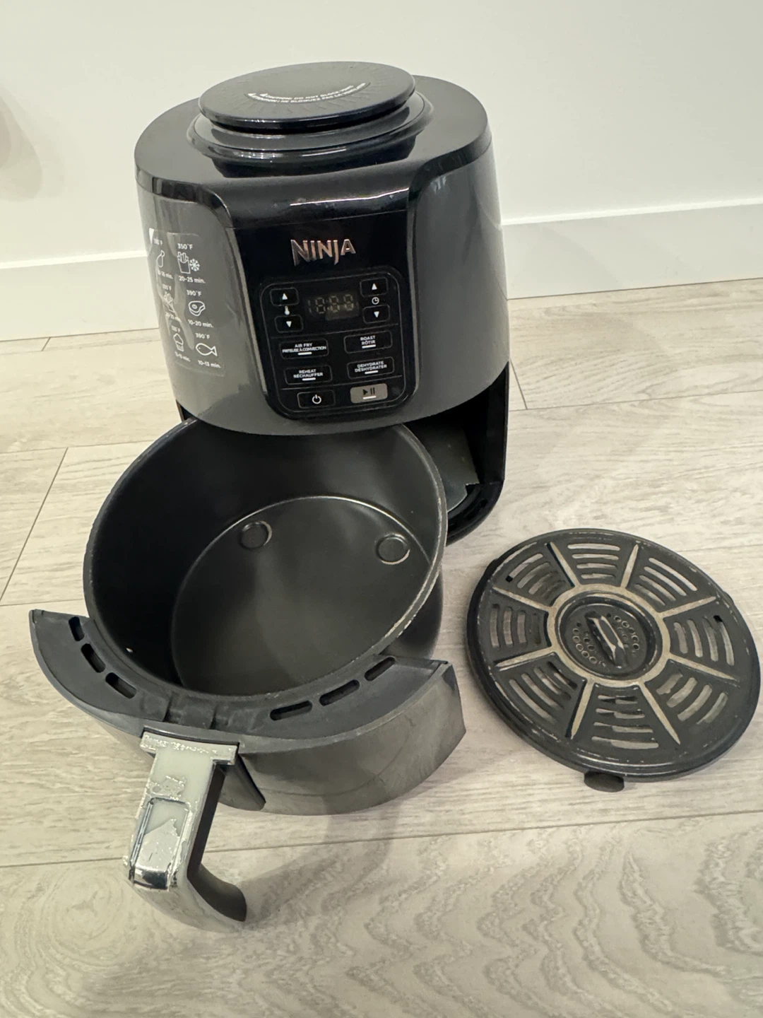Ninja Air Fryer - photo 2