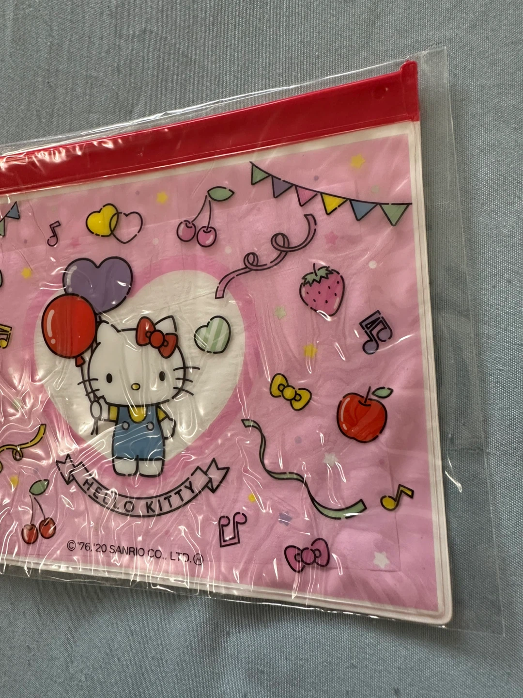 Hello Kitty Pink Zippered Pouch - photo 3