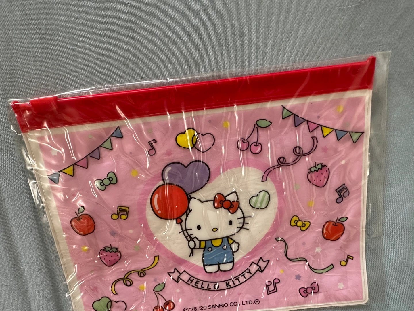 Hello Kitty Pink Zippered Pouch - photo 5