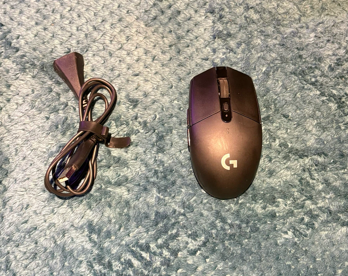 Logitech G305 Wireless Gaming Mouse