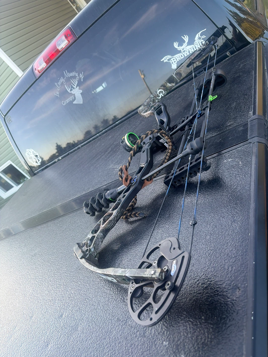 Quest Compound Bow - photo 2